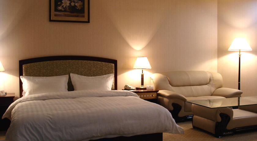 Пекин: Super 8 Hotel Beijing Yizhuang Tianbao