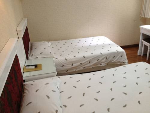 Шанхай: Shanghai Funing Hotel