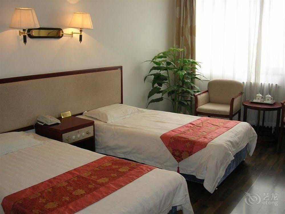 Пекин: Zilong Hotel - Beijing