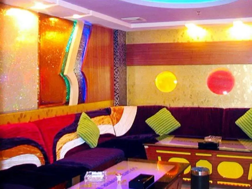 Шэньчжэнь: Golden Flower Hotel