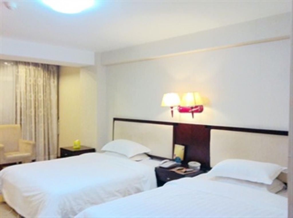 Шэньчжэнь: Golden Flower Hotel