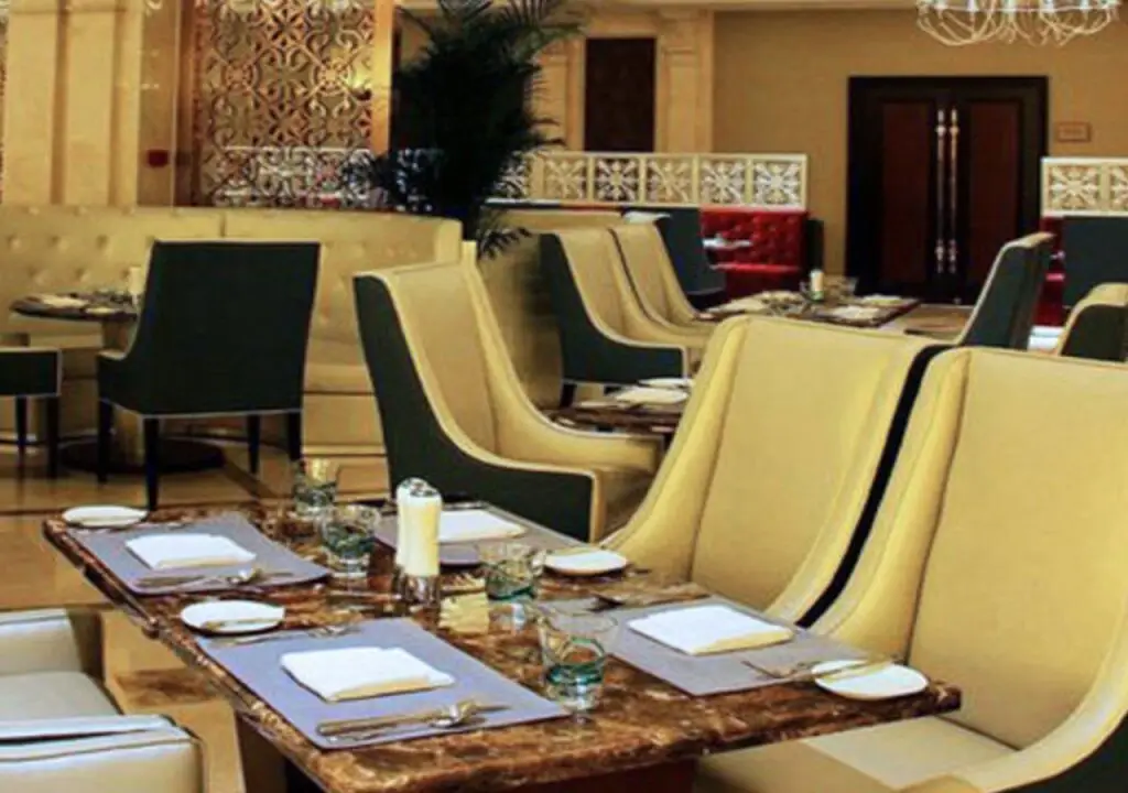 Чжэнчжоу: Noble International Hotel