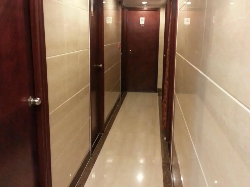 Гонконг: Maple Leaf Guest House