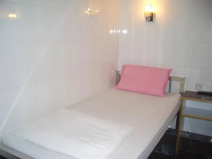 Гонконг: Maple Leaf Guest House