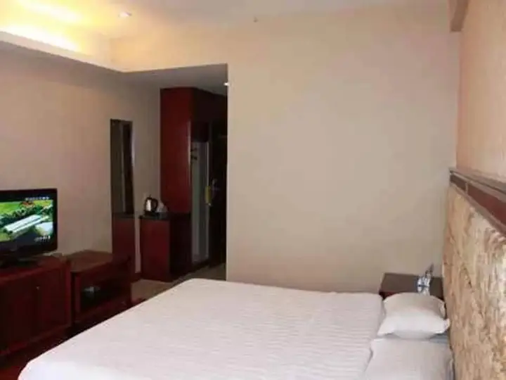 Дунгуань: Super 8 Hotel Dongguan Humen Taiping