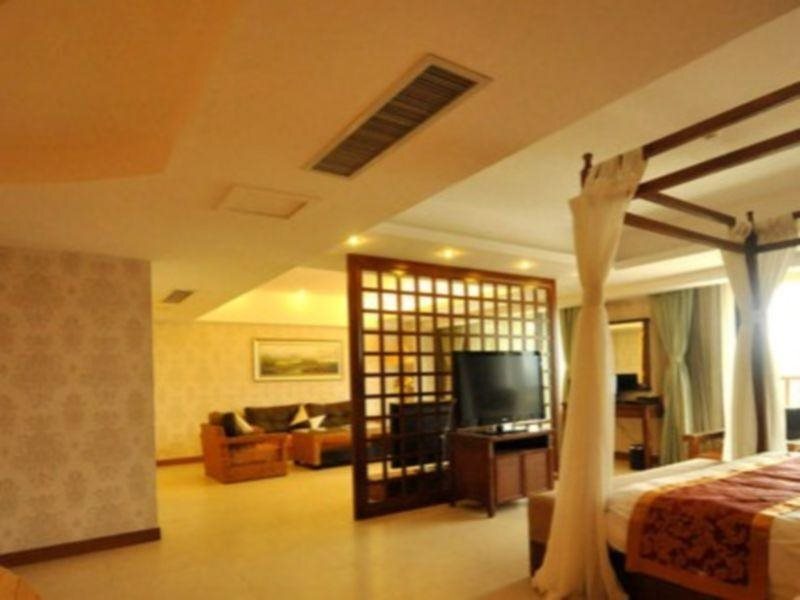 Чжэнчжоу: Source Hotel