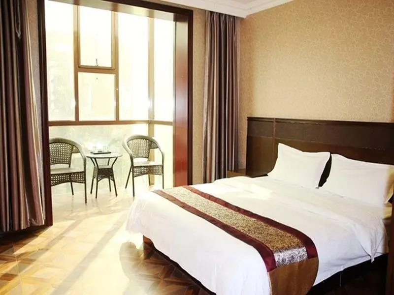 Циндао: City Garden Business Hotel