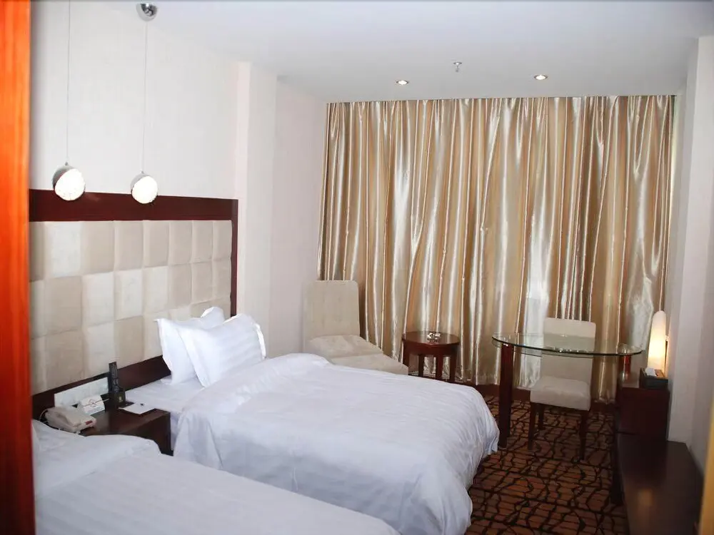 Гуанчжоу: Super 8 Hotel (Guangzhou Railway Station)