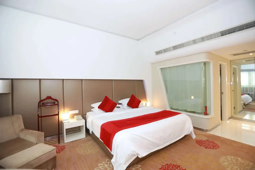 Ханчжоу: Ramada Plaza Riverside Hangzhou