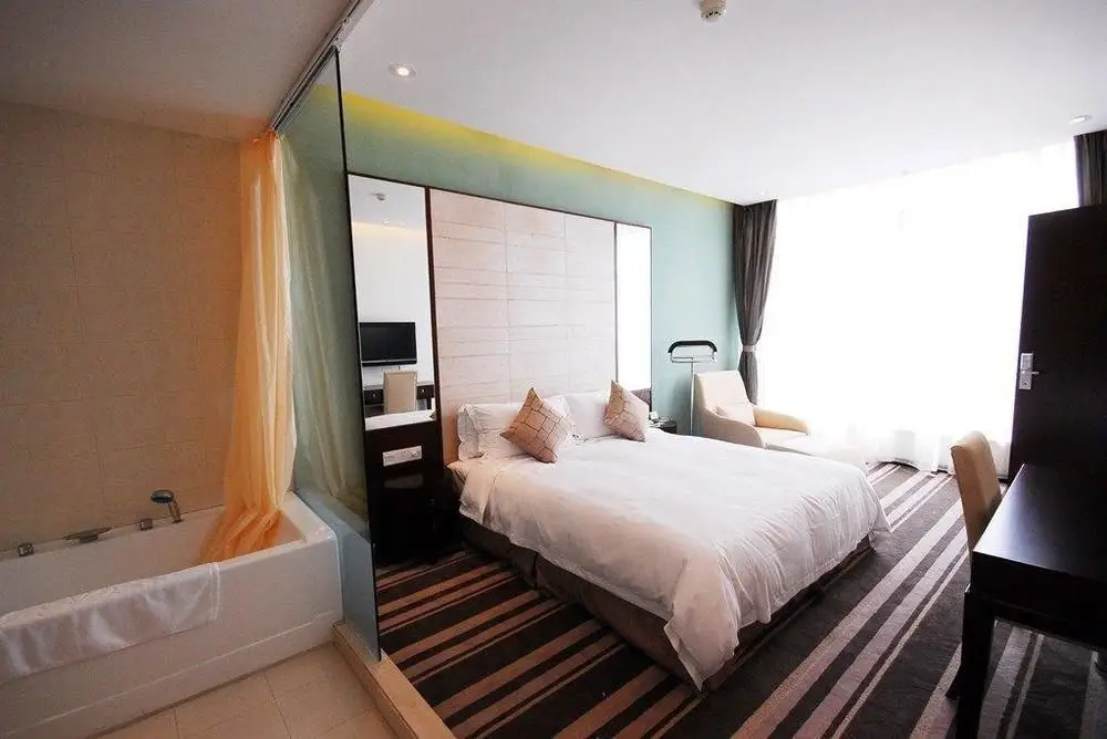 Уси: Wuxi Harharbour Hotel