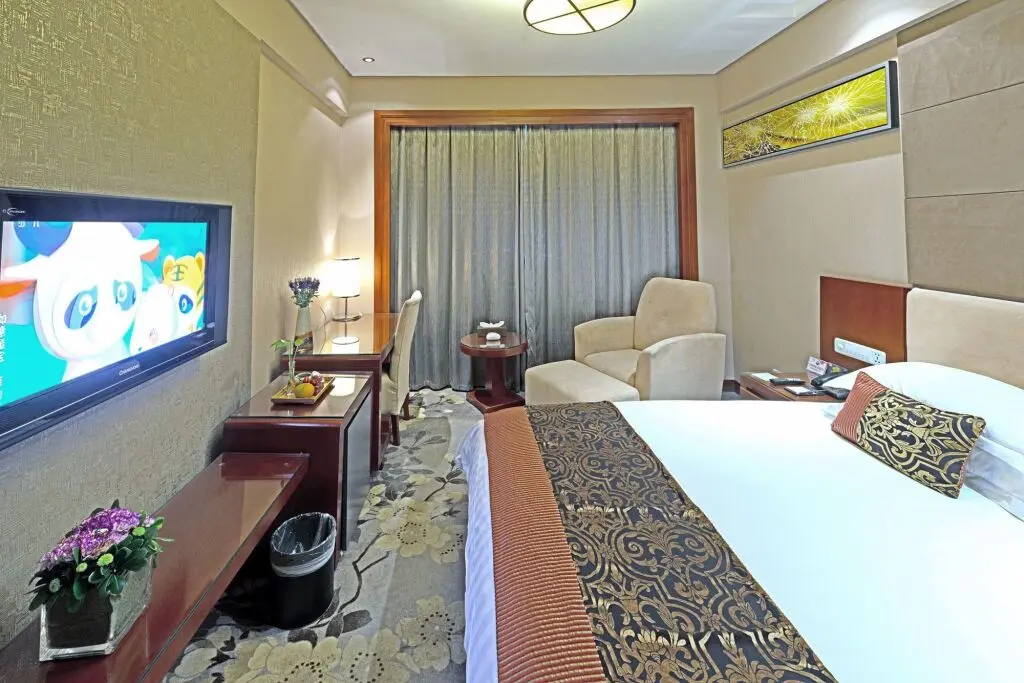 Иу: Ejon Intercontinental Hotel