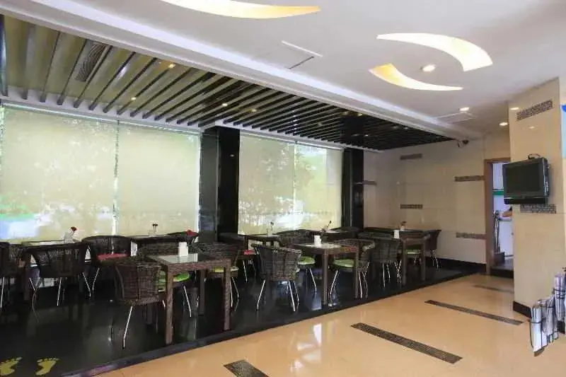 Иу: Ejon Fashion Hotel