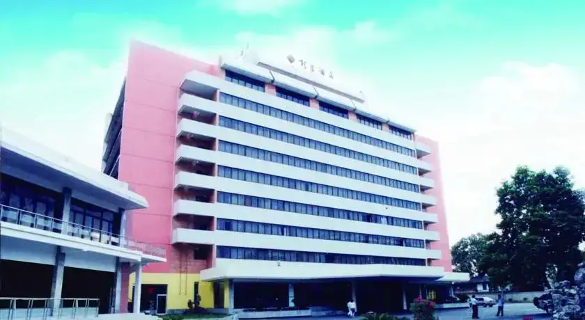 Гуйлинь: Guilin Sports Hotel
