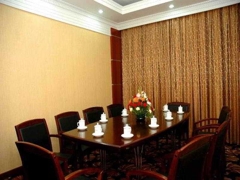 Циндао: Sifang Hotel
