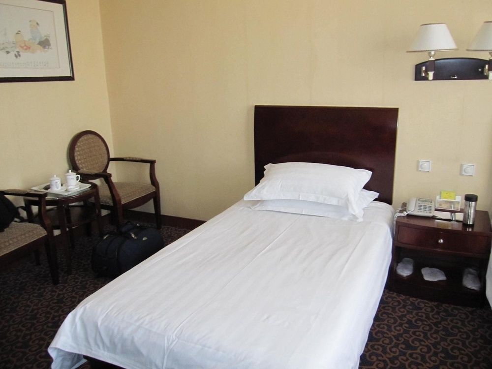 Циндао: Sifang Hotel