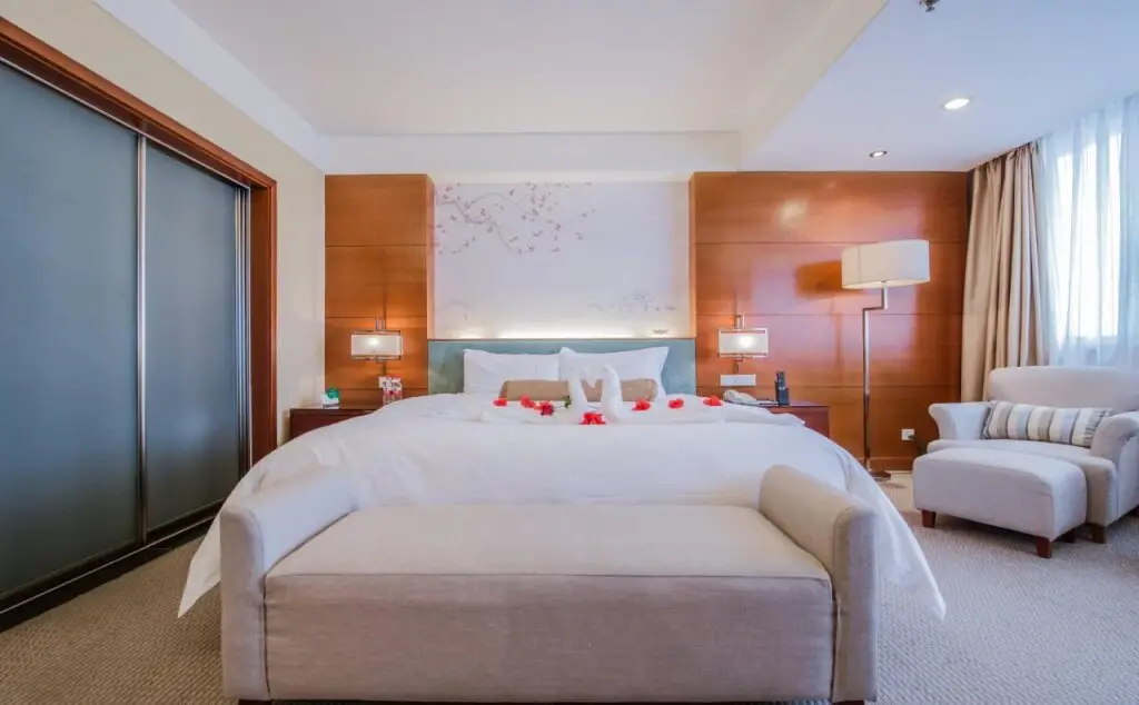 Линьи: Linyi Blue Horizon International Hotel
