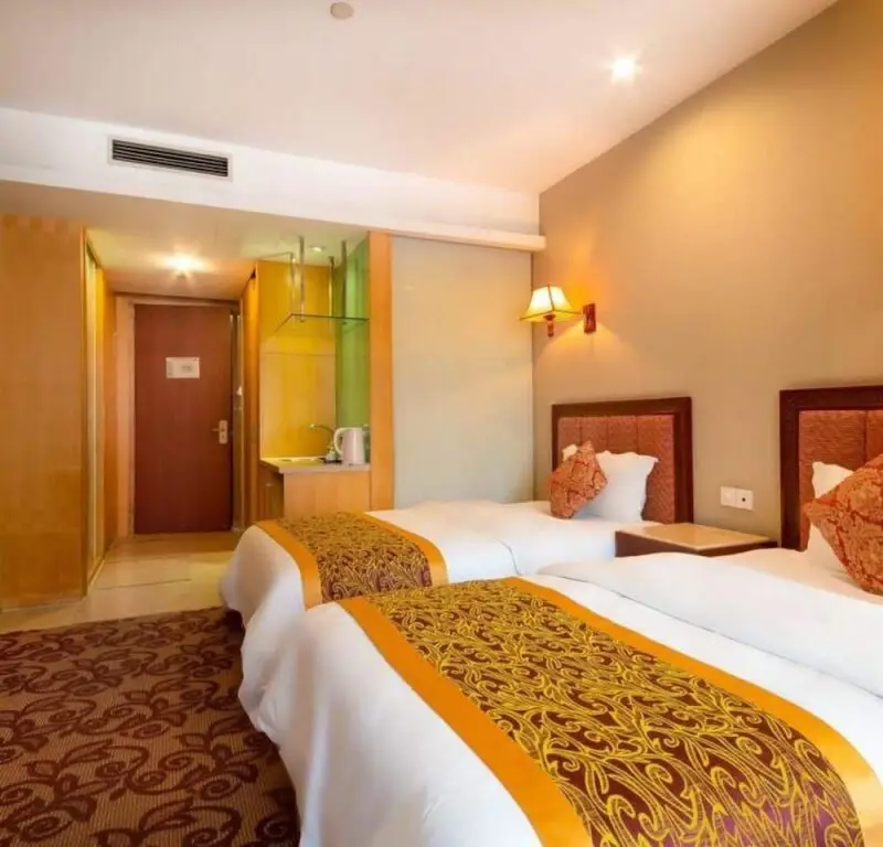 Шэньчжэнь: Shenzhen Xiangzhang Business Hotel