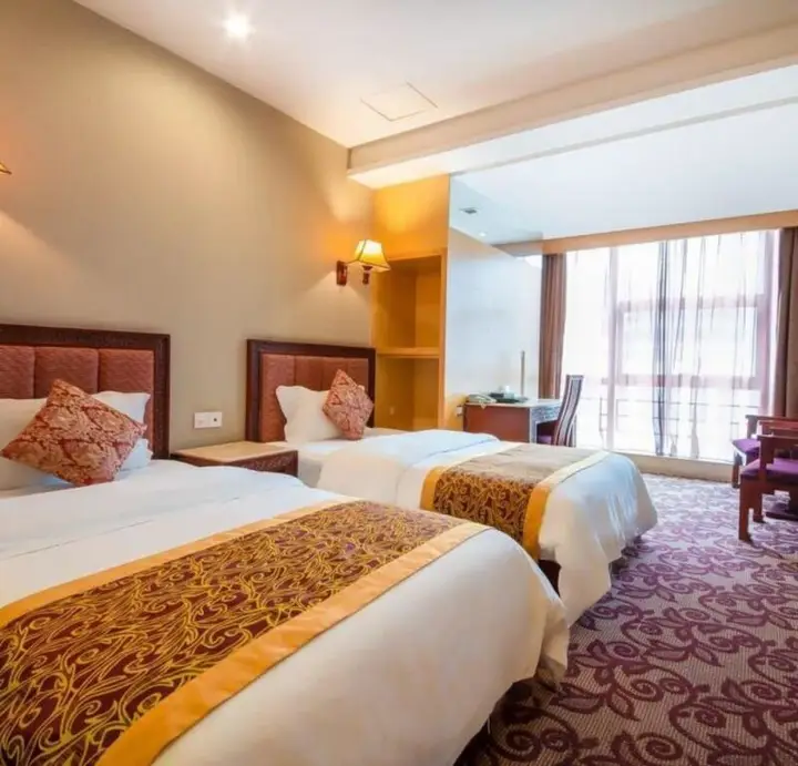 Шэньчжэнь: Shenzhen Xiangzhang Business Hotel