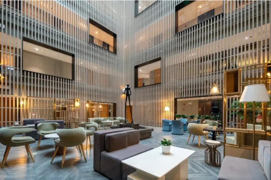 Гуанчжоу: Metropolo Guangzhou Wanda Plaza Baiyun Mountain