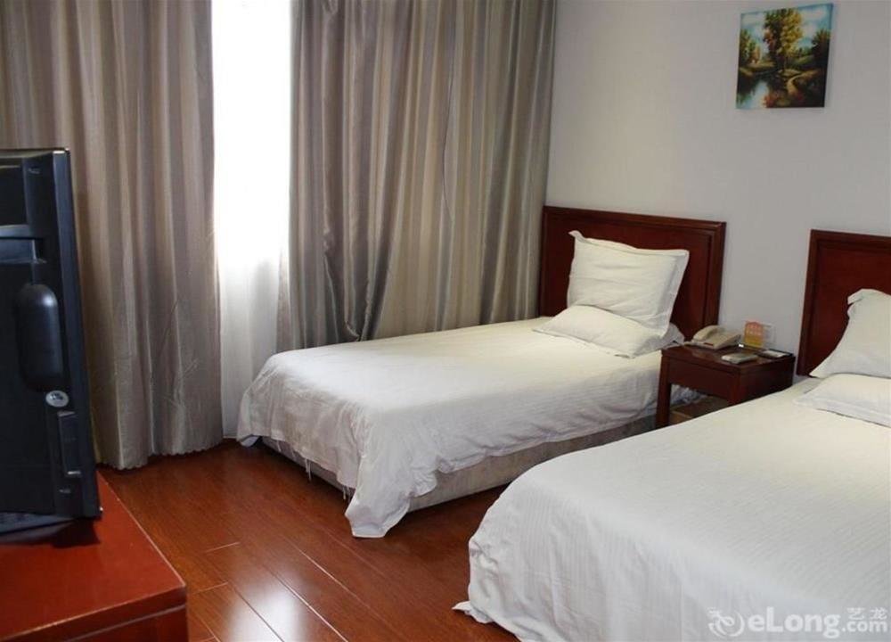 Шанхай: Yiting 6+e Hotel (Pudong Avenue)