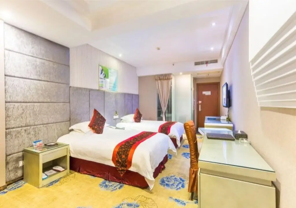 Иу: Yiwu Huang Xuan Hotel