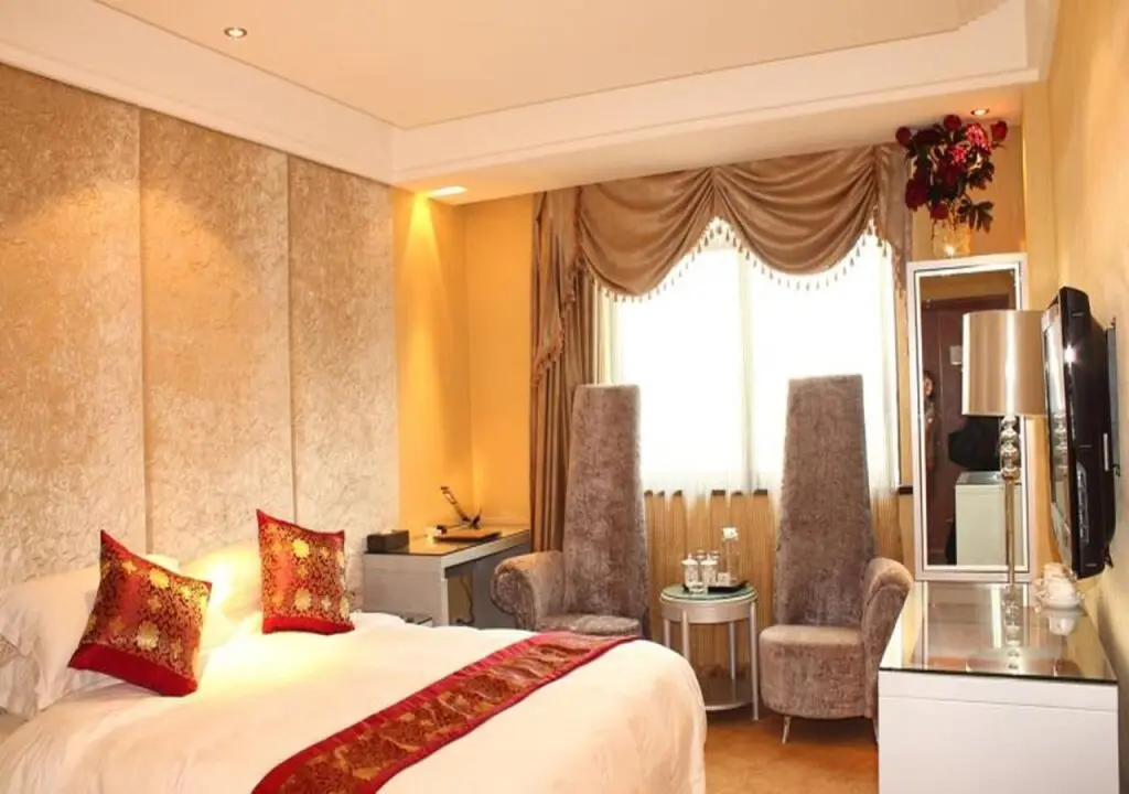 Иу: Yiwu Huang Xuan Hotel