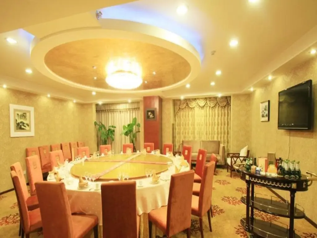 Циндао: Qingdao Hanyuan Century Hotel