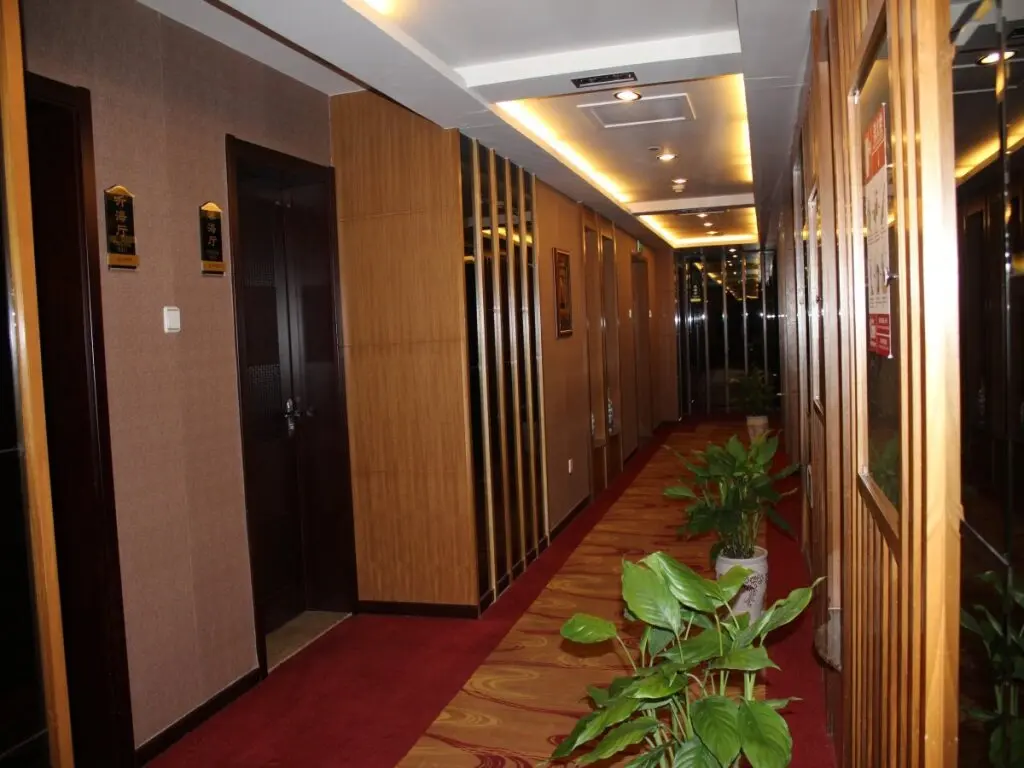 Циндао: Qingdao Hanyuan Century Hotel