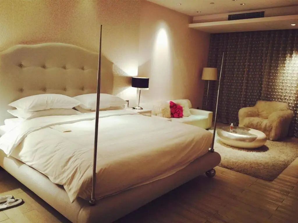 Homa Moon Lake Hotel — фото 1