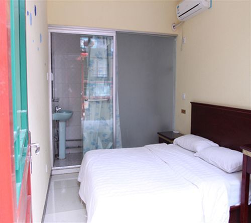Пекин: Beijing Confucious Hostel