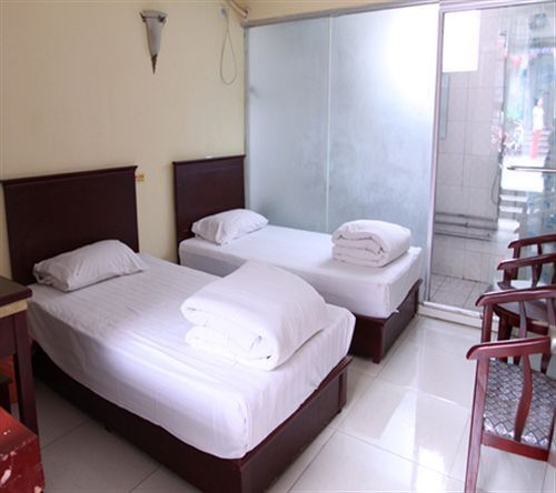 Пекин: Beijing Confucious Hostel