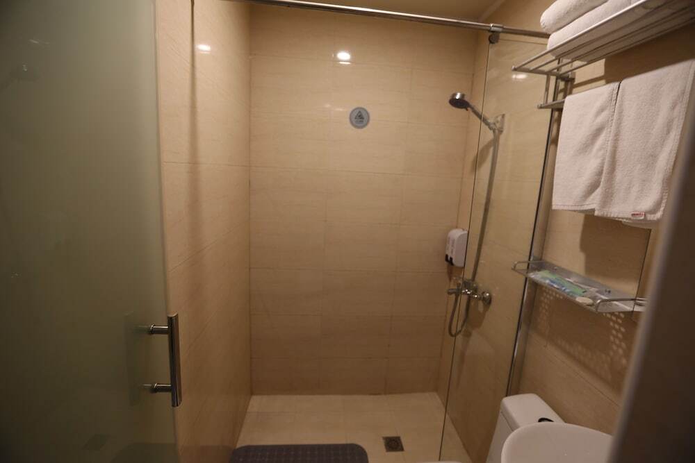 Шанхай: Shanghai Jie Jia Hotel Pudong Airport