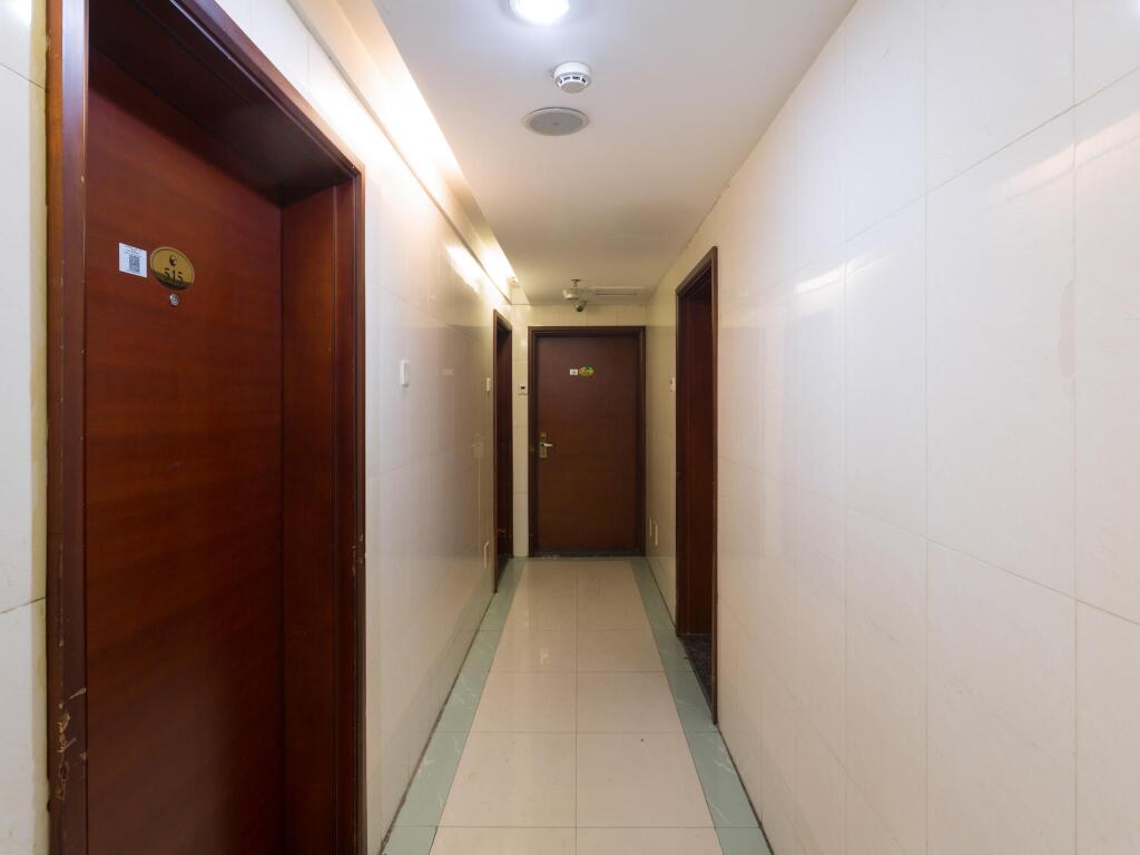 Шэньчжэнь: Chicago Suites International Hotel