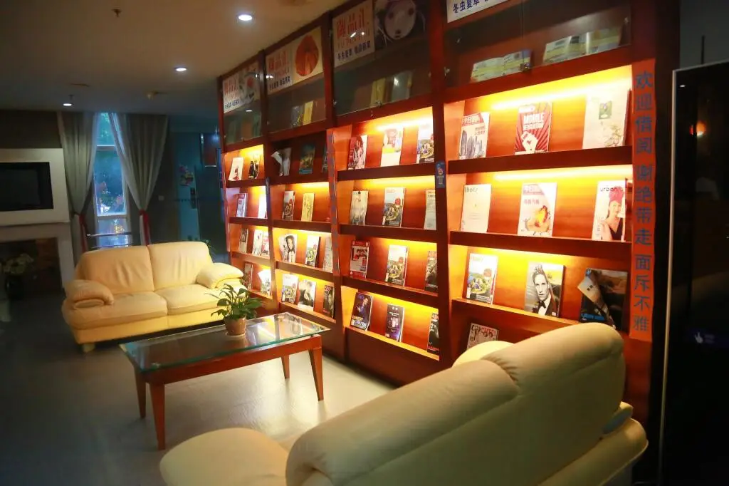 Шэньчжэнь: Chicago Suites International Hotel