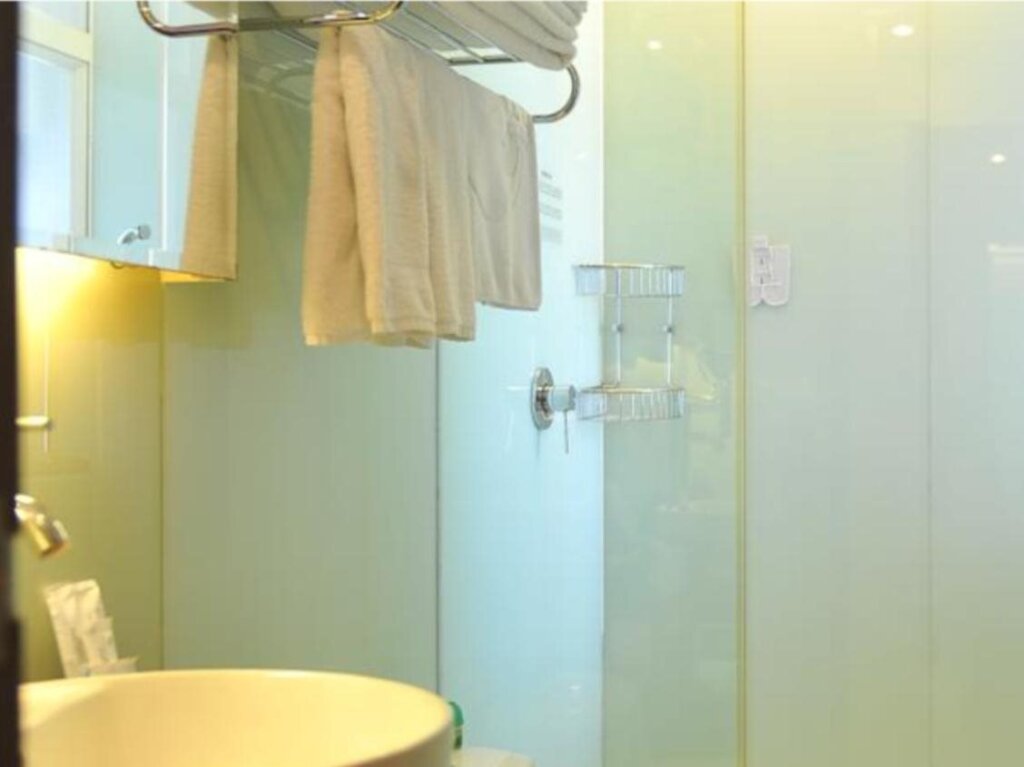 Шэньчжэнь: Chicago Suites International Hotel