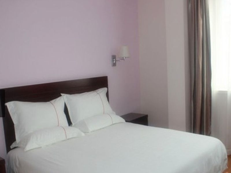 Шанхай: Shanghai Yiting 6+e Hotel (Lujiazui)