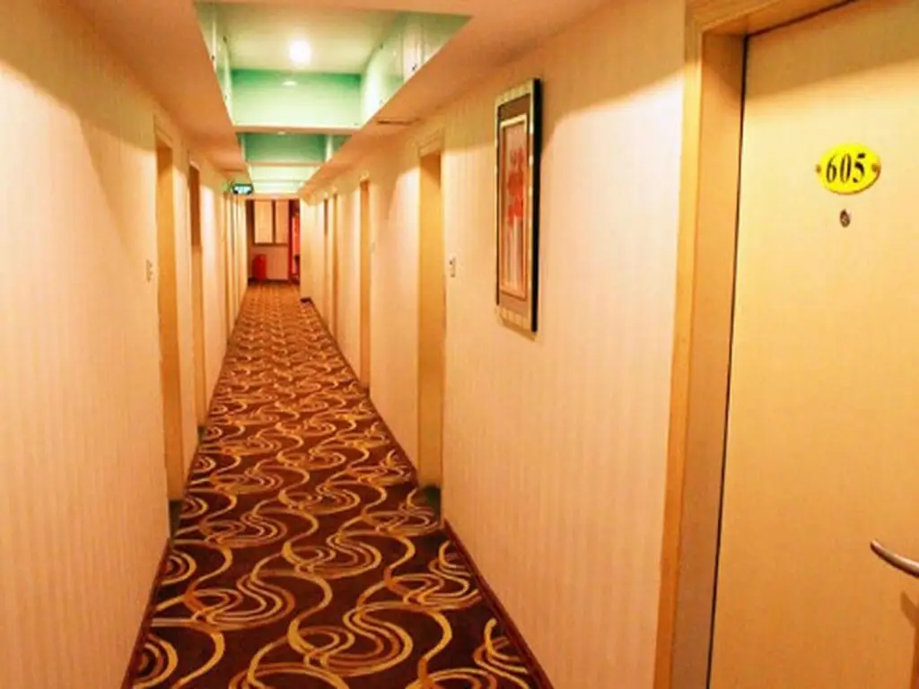 Гуанчжоу: Guangzhou Minghong Hotel -Xiwan