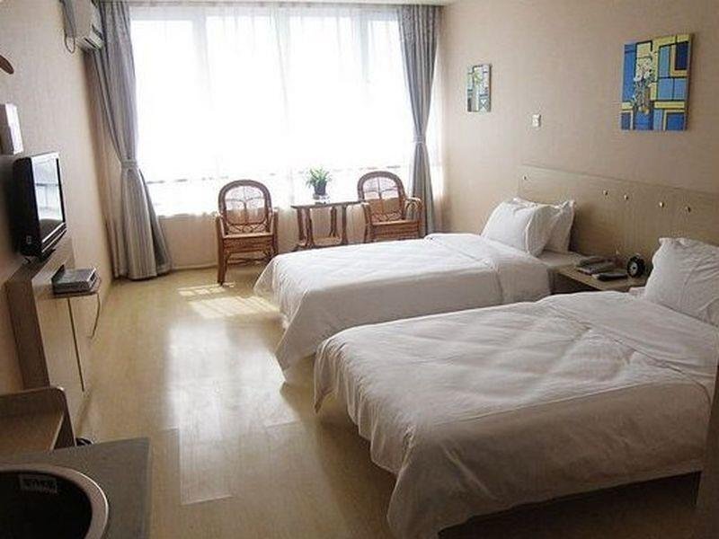 Циндао: Jinshi Apartment Hotel