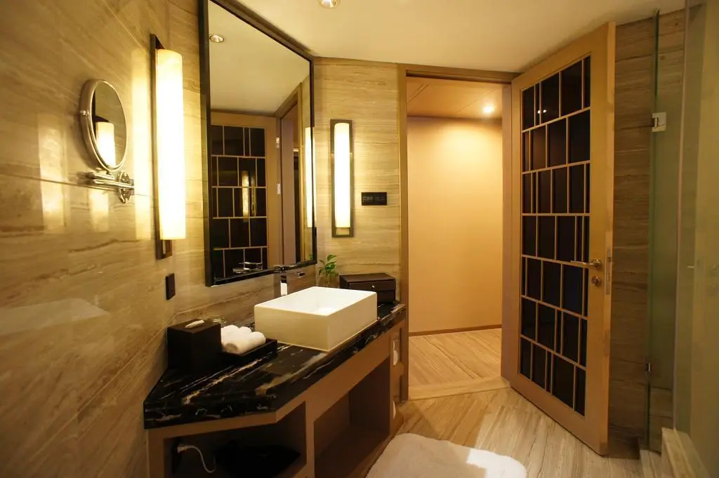 Longchamp Garden Hotel Changsha — фото 1