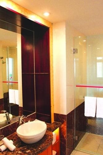 Шанхай: Guhua Garden Hotel