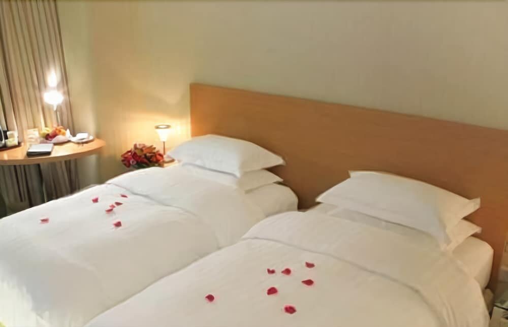 Ханчжоу: Brook Hotel