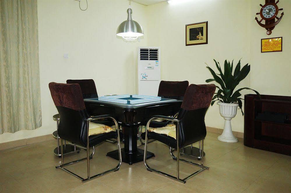 Гуанчжоу: Dong Yi Business Hotel