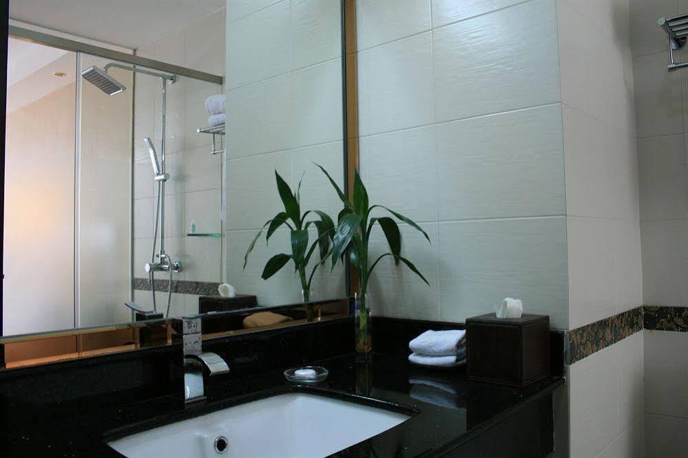 Гуанчжоу: Dong Yi Business Hotel