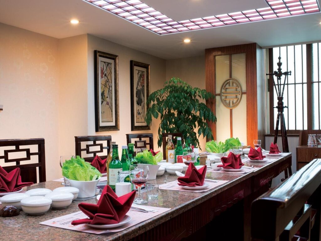 Чэнду: Chengdu Tianfu Sunshine Hotel