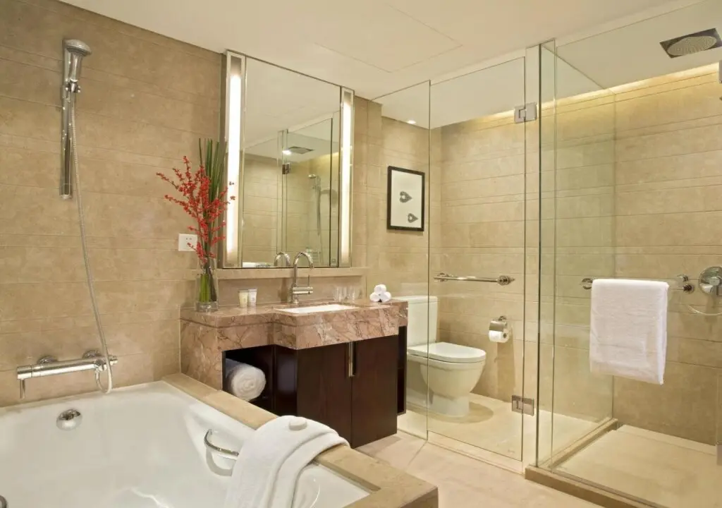 Шанхай: Sheraton Grand Shanghai Pudong Hotel & Residences