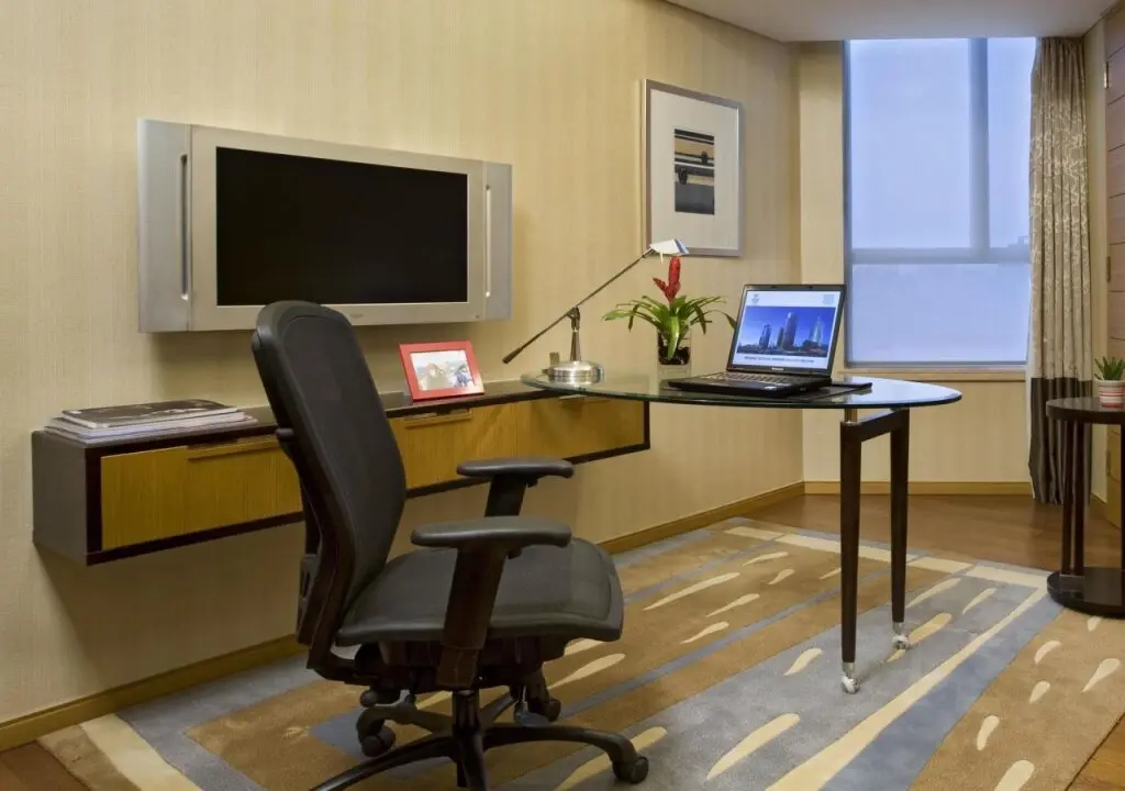 Шанхай: Sheraton Grand Shanghai Pudong Hotel & Residences