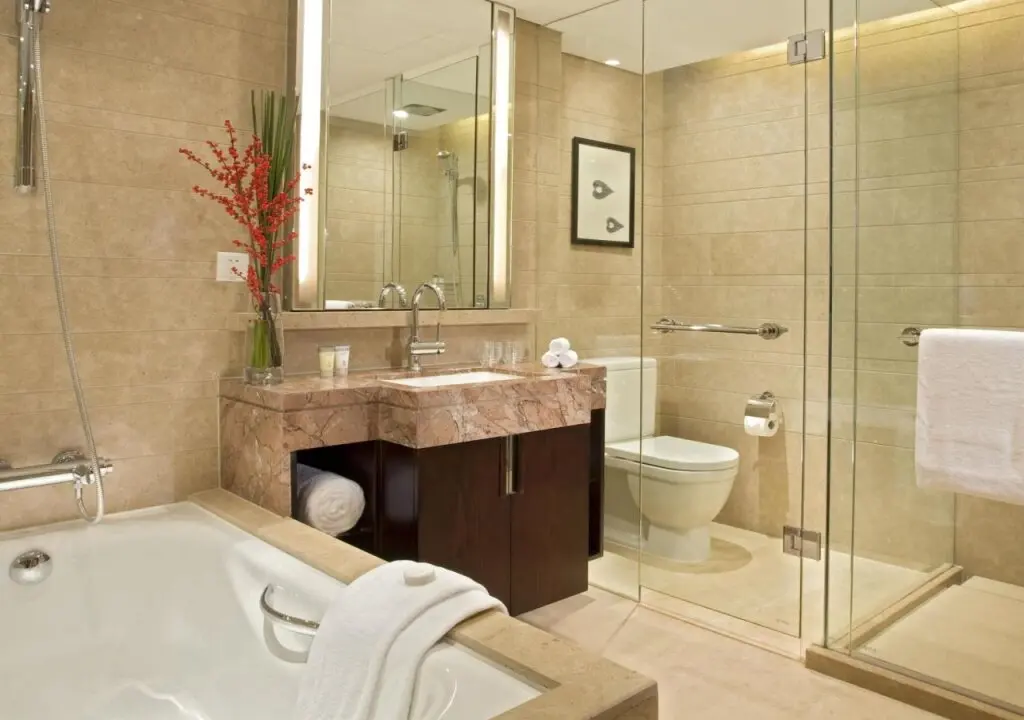 Шанхай: Sheraton Grand Shanghai Pudong Hotel & Residences