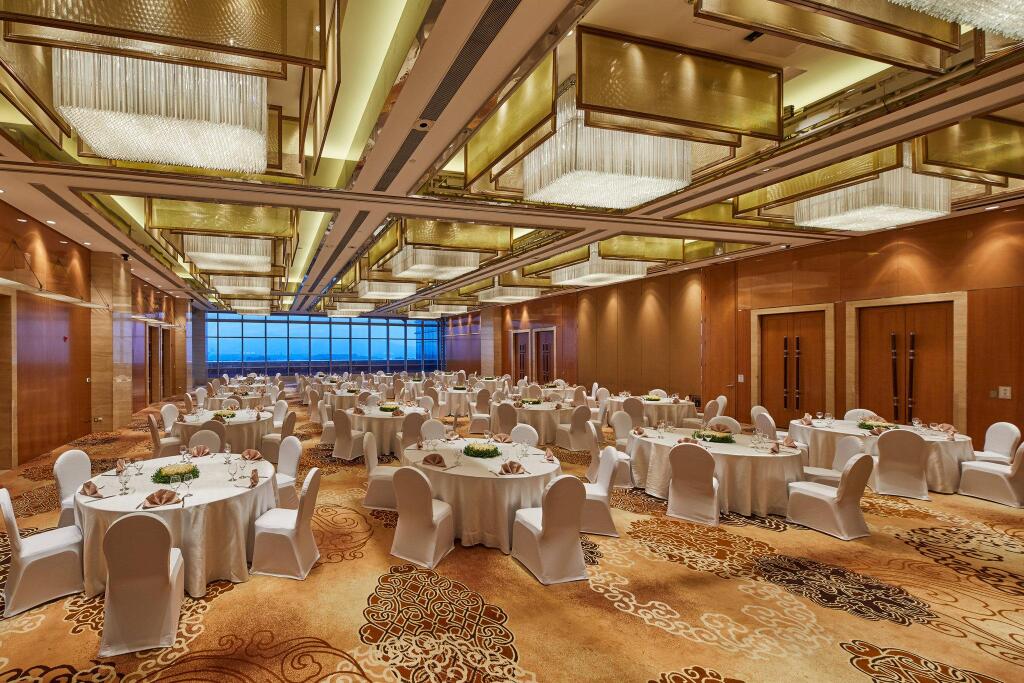 Нанкин: The Westin Nanjing Xuanwu Lake