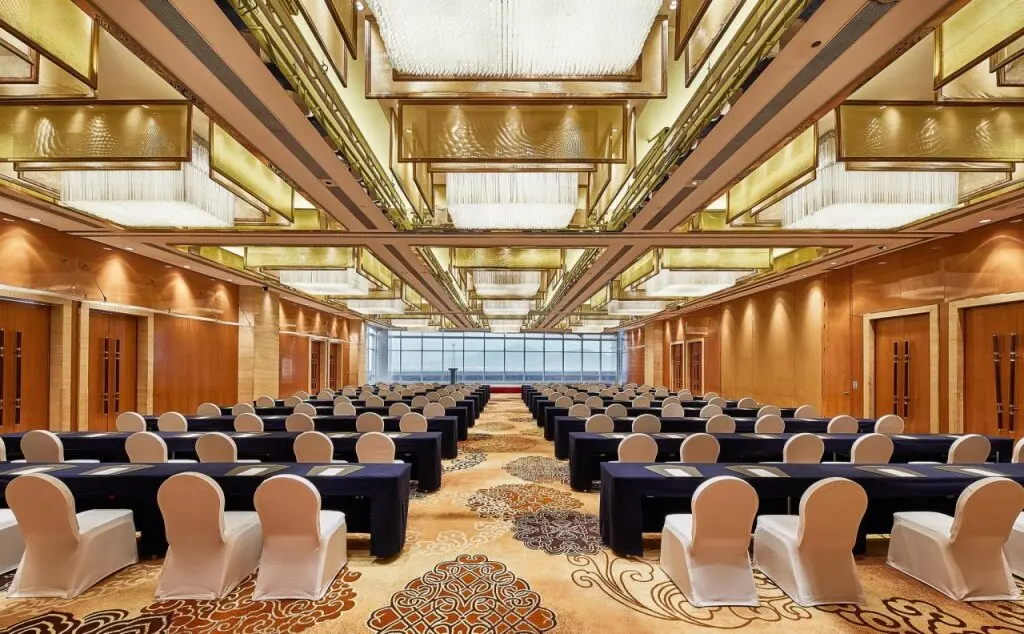 Нанкин: The Westin Nanjing Xuanwu Lake