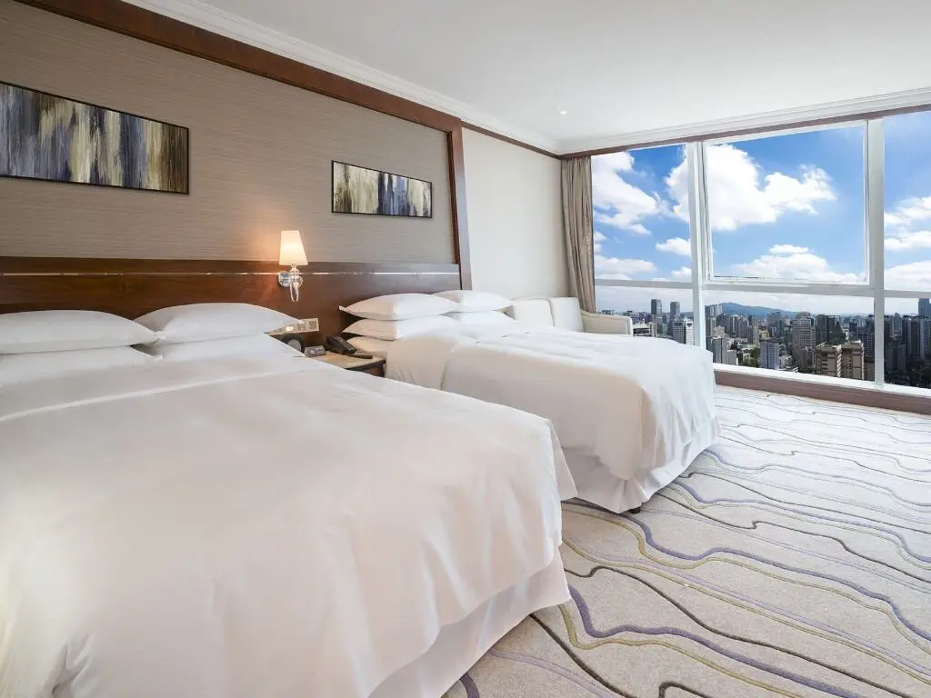 Нанкин: Sheraton Nanjing Kingsley Hotel & Towers